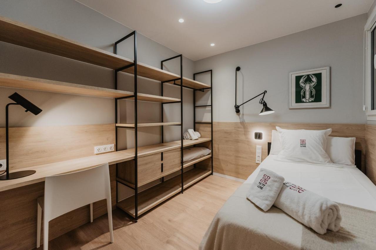 Petit Luxe Volta Apartaments 特拉萨 外观 照片