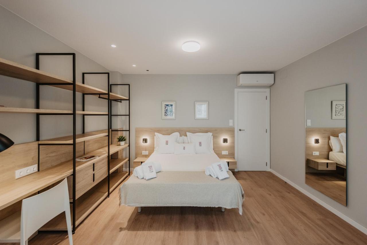 Petit Luxe Volta Apartaments 特拉萨 外观 照片